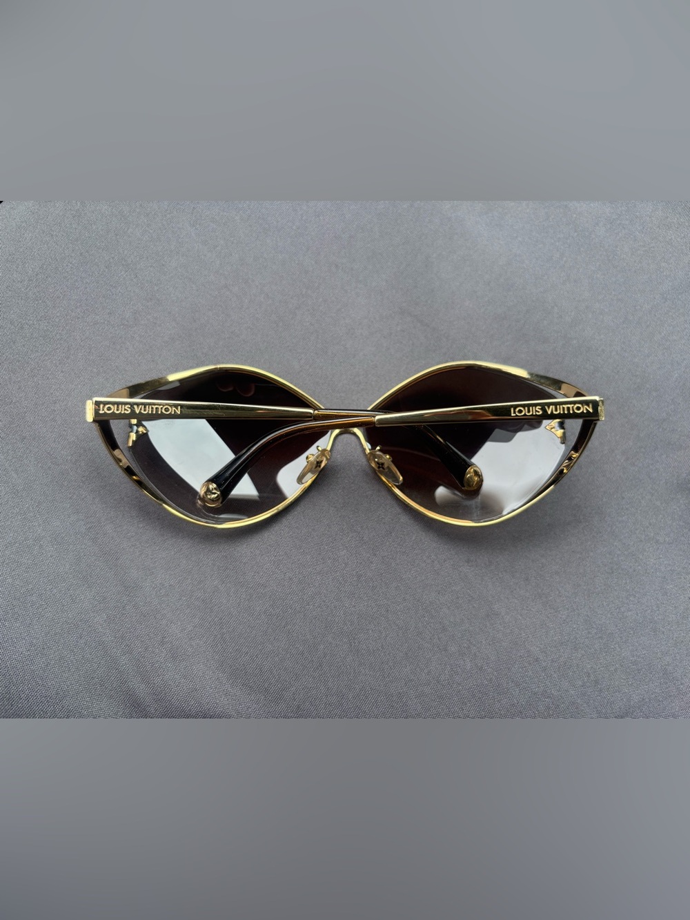 Louis Vuitton Gold Frame Brown Lens Women's Sunglasses - Picture 5 of 5